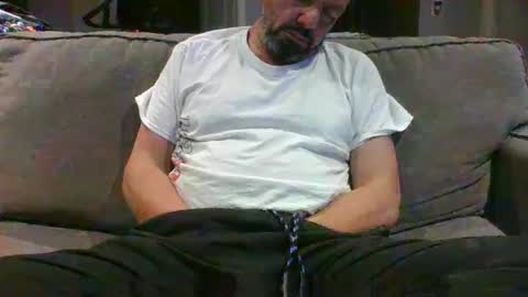 walker033 online show from 12/07/24, 07:05