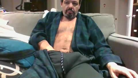 walker033 online show from 12/30/24, 06:20