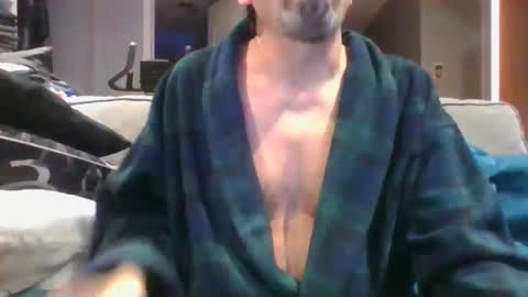 walker033 online show from 01/21/25, 04:43