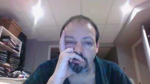 walker033 online show from 02/10/25, 06:09