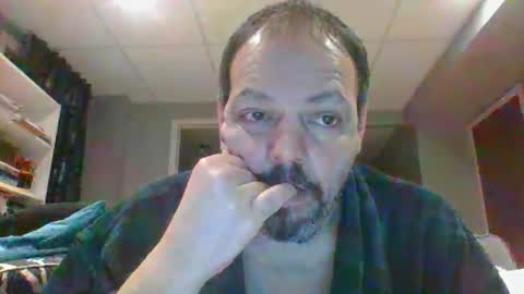 Snapshot of walker033 chatting on 01/08/26, 05:10 walker033 online show from 01/08/26, 05:10