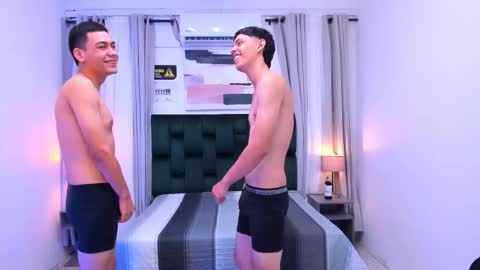 Sofia  Thiago online show from 10/18/25, 01:12