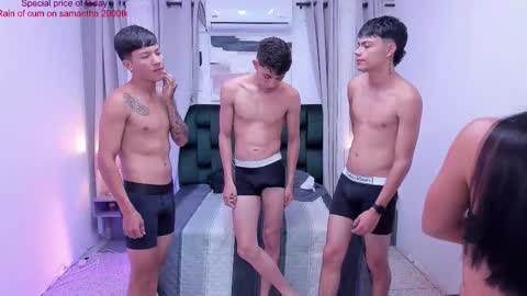 Sofia  Thiago online show from 11/06/25, 01:12