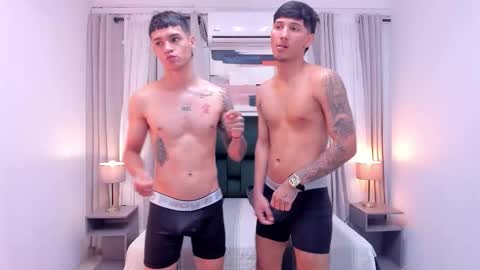 Snapshot of wallen_couple chatting on 03/05/26, 02:46 Sofia Thiago online show from 03/05/26, 02:46