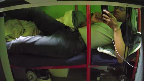 Snapshot of walltazv chatting on 03/17/26, 08:01 Kentaro online show from 03/17/26, 08:01