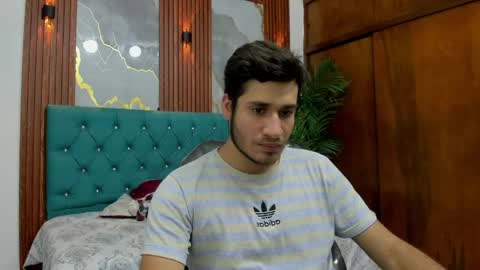 Snapshot of walter_noils chatting on 04/15/26, 12:17 WALTER NOILS online show from 04/15/26, 12:17