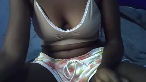 Snapshot of wambo2580 chatting on 11/18/25, 08:24 wambo2580 online show from 11/18/25, 08:24