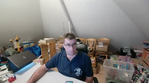 Snapshot of wammes85 chatting on 12/04/24, 09:02 wammes online show from 12/04/24, 09:02