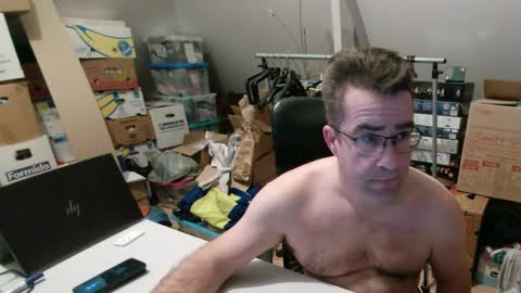 Snapshot of wammes85 chatting on 12/26/24, 09:58 wammes online show from 12/26/24, 09:58