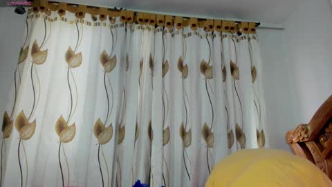 Snapshot of wanda_liones chatting on 02/14/25, 02:44 Wanda online show from 02/14/25, 02:44