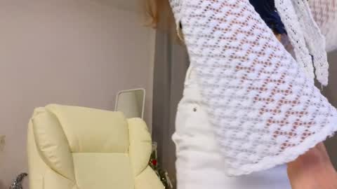 Snapshot of wanda_robinson chatting on 01/02/25, 07:29 Wendy. Hello Honeys Ill see you 2nd 5th 7th this week love you3 online show from 01/02/25, 07:29