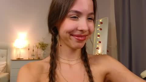 Snapshot of wanda_robinson chatting on 03/07/25, 01:53 Wendy. Hello Honeys Ill see you 2nd 5th 7th this week love you3 online show from 03/07/25, 01:53