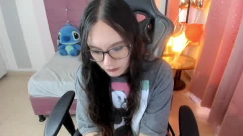 Snapshot of wanda_sg chatting on 06/09/26, 07:03 Alexandra online show from 06/09/26, 07:03