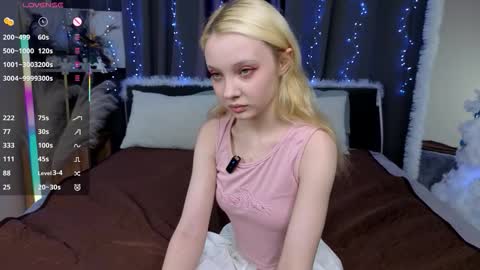 Emi online show from 12/23/25, 01:25