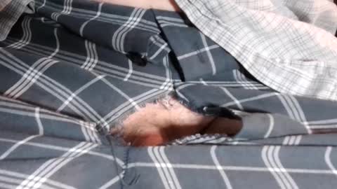 Snapshot of wandasuckit chatting on 01/10/25, 08:37 Jimmy online show from 01/10/25, 08:37