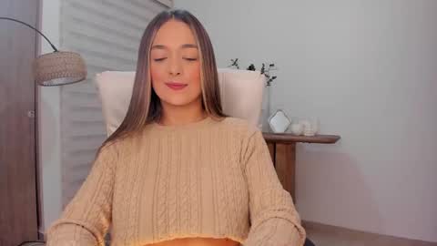 Snapshot of wandathompson_ chatting on 04/13/26, 10:10 Wanda online show from 04/13/26, 10:10