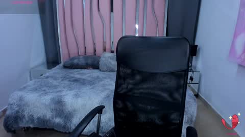 Snapshot of wandaxs69 chatting on 02/03/25, 07:00 wanda online show from 02/03/25, 07:00