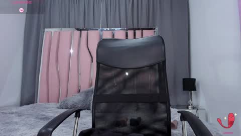 Snapshot of wandaxs69 chatting on 02/05/25, 11:17 wanda online show from 02/05/25, 11:17