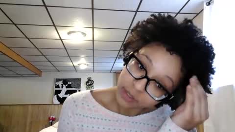 Snapshot of wanderlustgaal chatting on 02/19/26, 01:29 wanderlustgaal online show from 02/19/26, 01:29