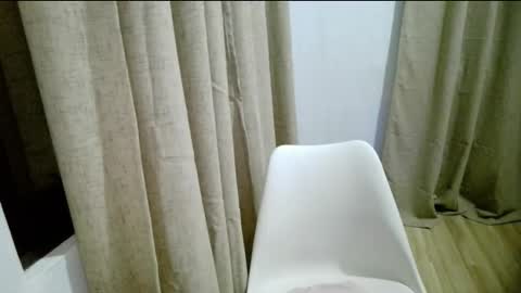 wangi_wangi online show from 11/29/25, 01:03