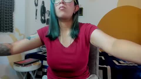 Snapshot of waningrosee chatting on 01/07/25, 05:53 Waningrose Lu online show from 01/07/25, 05:53