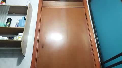 Snapshot of waningrosee chatting on 01/21/25, 06:02 Waningrose Lu online show from 01/21/25, 06:02