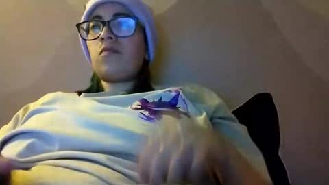 Snapshot of waningrosee chatting on 03/04/25, 11:32 Waningrose Lu online show from 03/04/25, 11:32