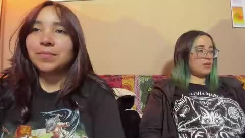 Snapshot of waningrosee chatting on 09/13/25, 02:44 Waningrose Lu online show from 09/13/25, 02:44