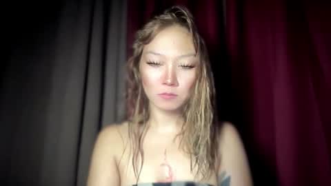 Snapshot of wanna_bewithyouxxx chatting on 02/22/26, 02:24 LIZA online show from 02/22/26, 02:24