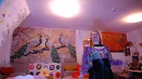 Emilia inst  online show from 11/23/25, 04:45