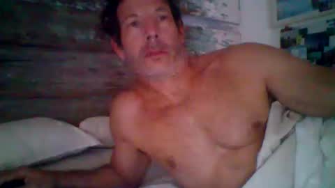Snapshot of want_to_be_recognized chatting on 03/29/26, 01:33 want_to_be_recognized online show from 03/29/26, 01:33