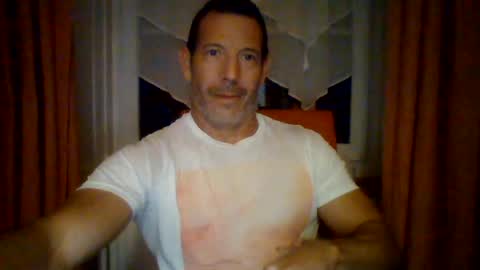 Snapshot of want_to_be_recognized chatting on 07/06/26, 09:28 want_to_be_recognized online show from 07/06/26, 09:28