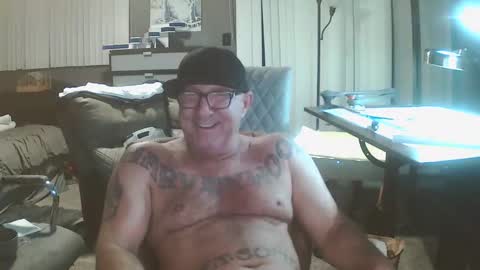 inittogetitin online show from 12/14/25, 07:58