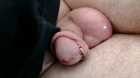 Snapshot of wantsum2night chatting on 12/23/25, 10:13 wants online show from 12/23/25, 10:13