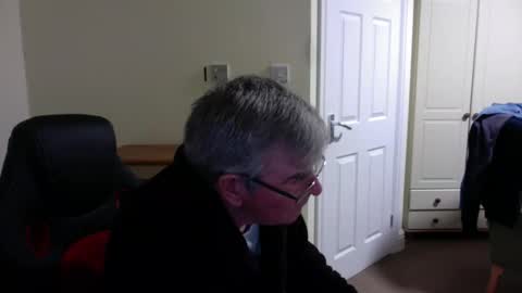 Snapshot of wanttobefree90 chatting on 04/17/26, 07:39 wanttobefree90 online show from 04/17/26, 07:39