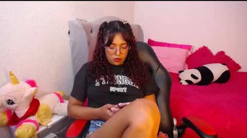 Snapshot of warisgoddes chatting on 03/08/26, 09:40 EMILY online show from 03/08/26, 09:40