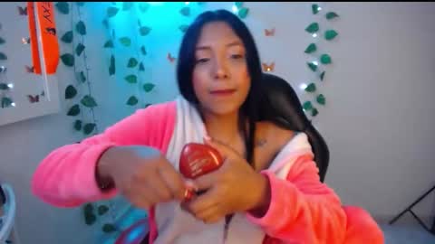 EMILY online show from 05/03/26, 01:33