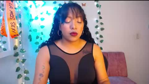 Snapshot of warisgoddes chatting on 07/07/26, 03:20 EMILY online show from 07/07/26, 03:20