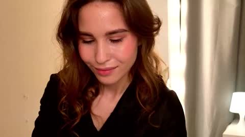 Milana online show from 11/07/25, 09:37