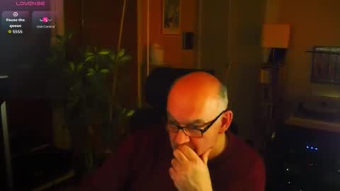 warp147 online show from 11/11/25, 11:16