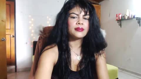 warrior_xena online show from 02/06/25, 08:13