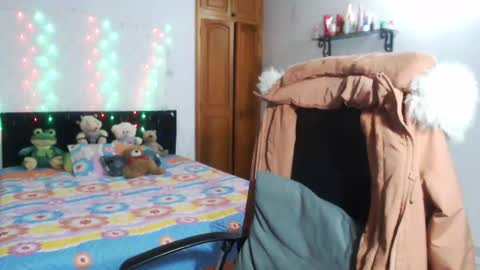 warrior_xena online show from 02/12/25, 07:13