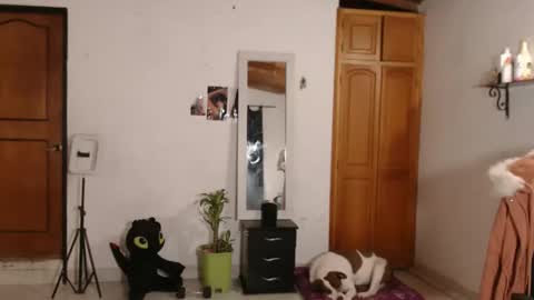 warrior_xena online show from 10/05/25, 03:27