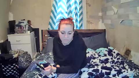 Snapshot of warwhore24 chatting on 12/31/24, 08:02 warwhore24 online show from 12/31/24, 08:02