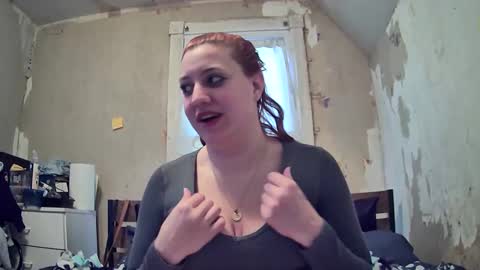 Snapshot of warwhore24 chatting on 02/04/25, 06:38 warwhore24 online show from 02/04/25, 06:38