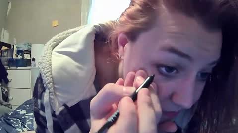 Snapshot of warwhore24 chatting on 02/05/25, 05:20 warwhore24 online show from 02/05/25, 05:20