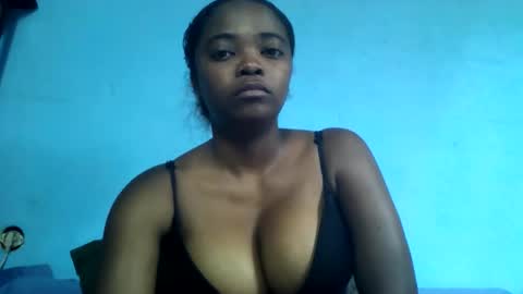 Snapshot of wasselline69 chatting on 01/06/26, 05:33 wasselline69 online show from 01/06/26, 05:33