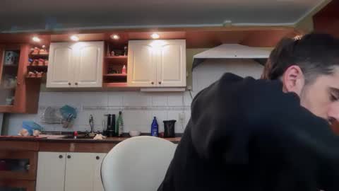 wearetwo online show from 10/28/25, 03:04