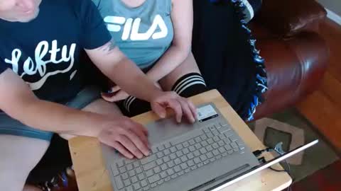 Snapshot of watchedging chatting on 01/12/25, 05:01 Hereforfun online show from 01/12/25, 05:01