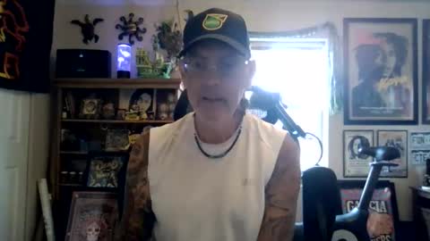 Snapshot of waterfire420 chatting on 05/15/26, 10:39 waterfire420 online show from 05/15/26, 10:39